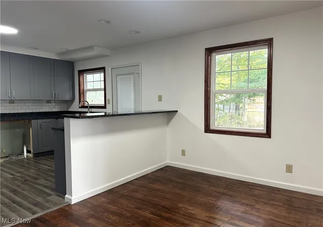 5th image of 3000 Parkman Rd Nw, Warren, OH 44485 | MLS# 5158875