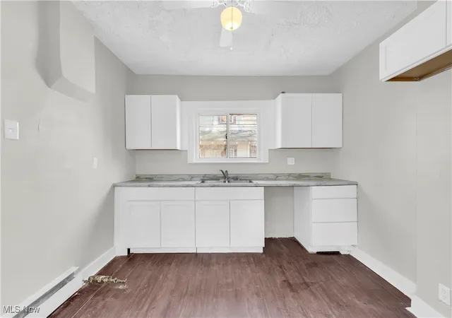 4th image of 908 Stadelman Ave, Akron, OH 44320 | MLS# 5158633