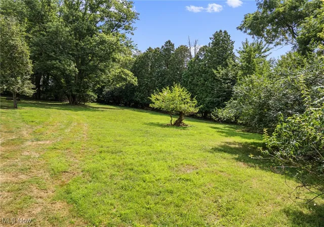 Photo 2 of Sale Pending at Elberta Ave Sw, Canton, OH 44709 | MLS# 5158905 | Listing updated on 2026-08-26
