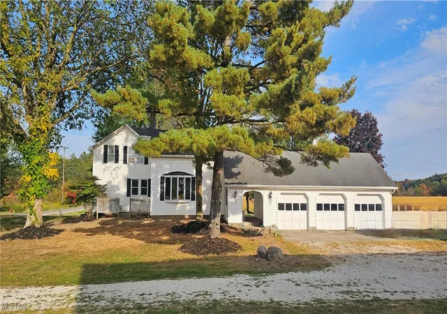 Photo 4 of Single family home for sale at 6162 Spieth Rd, Medina, OH 44256 | MLS# 5159910 | Listing updated on 2026-08-29