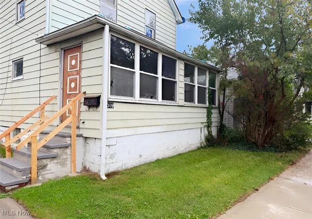 3rd image of 4309 E 73 St, Cleveland, OH 44105 | MLS# 5160243