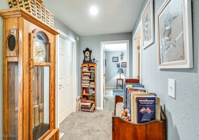 5th image of 16726 Oakwood Dr, Lake Milton, OH 44429 | MLS# 5160970