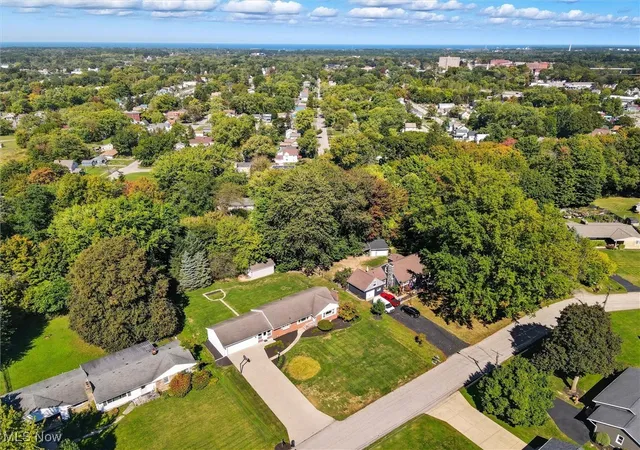 5th image of 715 Holden Dr, Ashtabula, OH 44004 | MLS# 5161342