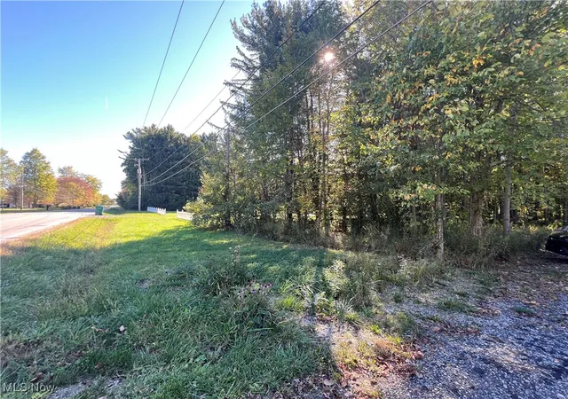 1st image of 8625 Bainbridge Rd, Chagrin Falls, OH 44023 | MLS# 5161830