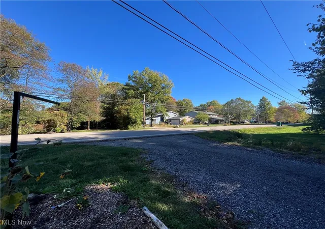 4th image of 8625 Bainbridge Rd, Chagrin Falls, OH 44023 | MLS# 5161830