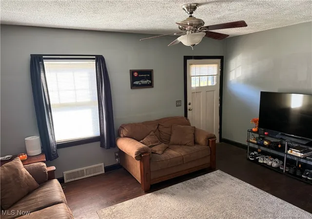 Homes for sale in Massillon, OH | 3130 Lincoln Way W, Massillon, OH 44647 | MLS# 5162026