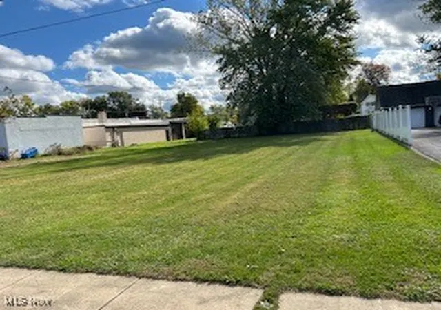 Homes for sale in Grand River, OH | 123 Singer Ave, Grand River, OH 44045 | MLS# 5163029