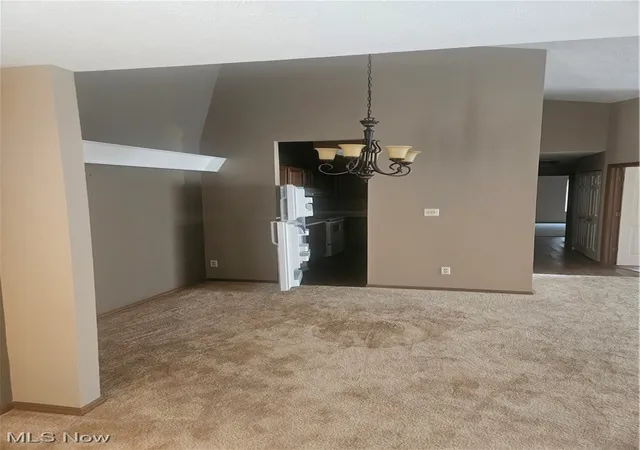 2nd image of 4543 Saint James Cir Nw, Canton, OH 44708