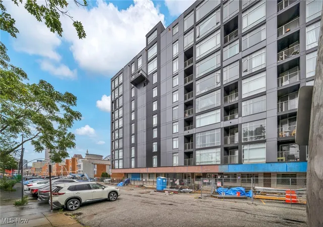 2nd image of 2222 Detroit Ave, Cleveland, OH 44113