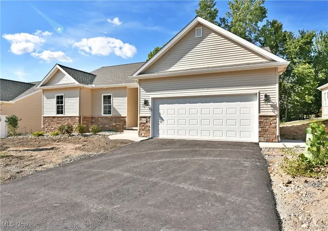 2nd image of 2261 Saddlebrook, Cortland, OH 44410 | MLS# 5165562