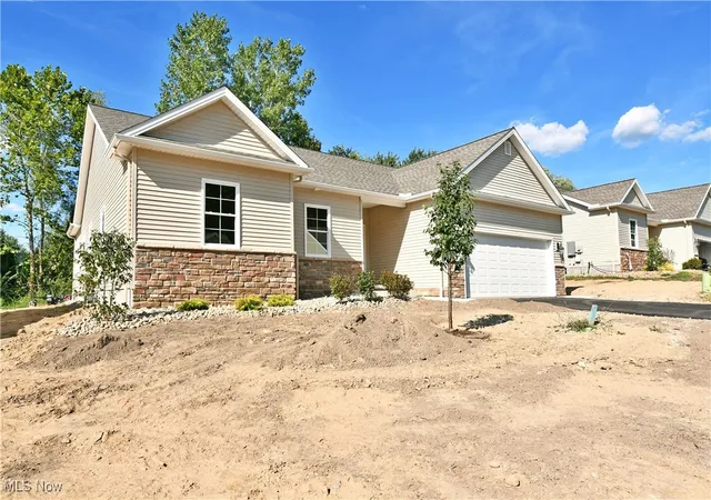 4th image of 2261 Saddlebrook, Cortland, OH 44410 | MLS# 5165562