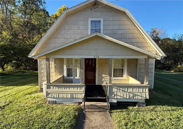 Homes for sale in Parkersburg, WV | 420 Marrtown Road, Parkersburg, WV 26101 | MLS# 5165605