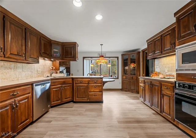 Photo 3 of Single family home for sale at 1759 Depot Rd, Salem, OH 44460 | MLS# 5166510 | Listing updated on 2026-08-20