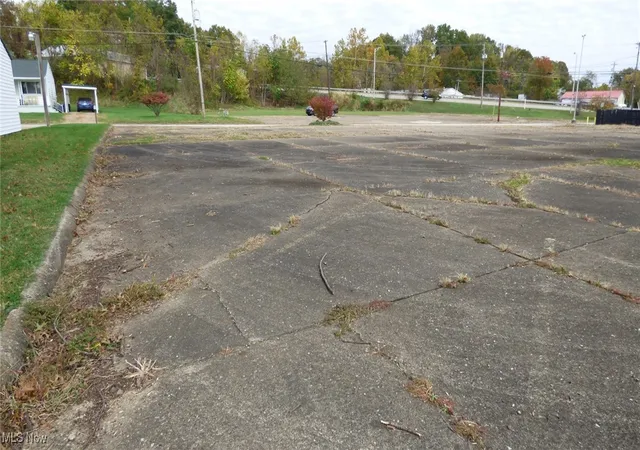 Photo 3 of Land for sale at 2710 Broadway Avenue Extension, Parkersburg, WV 26101 | MLS# 5166728 | Listing updated on 2026-07-27