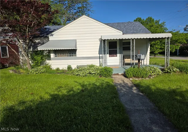 Homes for sale in Cleveland, OH | 4046 W 143rd St, Cleveland, OH 44135 | MLS# 5167296