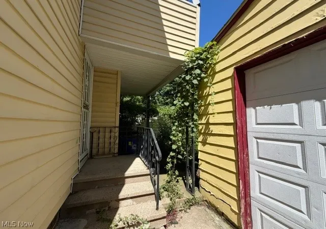 Photo 4 of Single family home for sale at 475 E 118Th St, Cleveland, OH 44108 | MLS# 5166850 | Listing updated on 2026-08-28