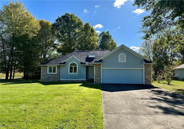 1st image of 2010 Powder Mill Run, Youngstown, OH 44505 | MLS# 5167031