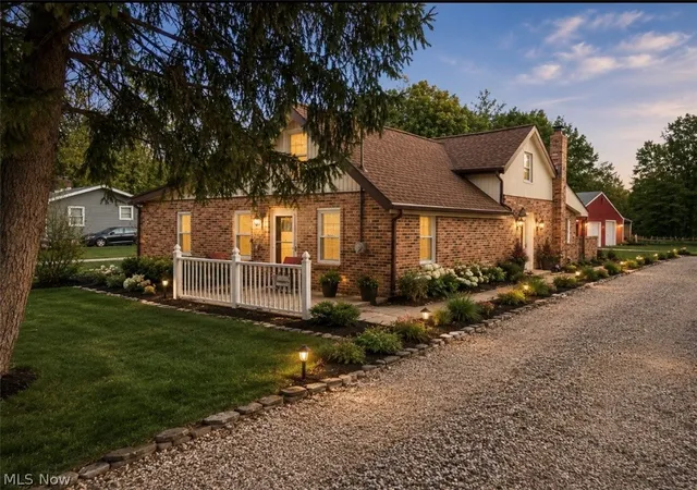 Photo 2 of Sale Pending at 6050 Shafer Rd, Warren, OH 44481 | MLS# 5167406 | Listing updated on 2026-07-30