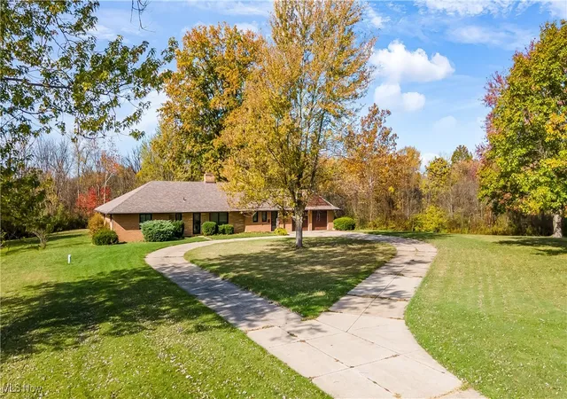 2nd image of 13690 W 130th St, Strongsville, OH 44136 | MLS# 5164818