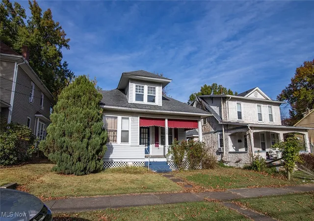 Homes for sale in Parkersburg, WV | 1523 20th St, Parkersburg, WV 26101 | MLS# 5168857