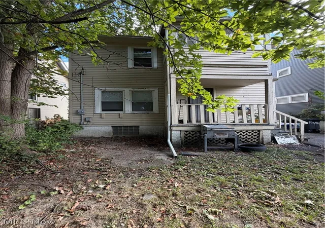 Homes for sale in Cleveland, OH | 1330 Elwood Rd, Cleveland, OH 44112 | MLS# 5170021