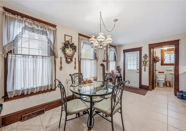 Homes for sale in Niles, OH | 29 S Bentley, Niles, OH 44446 | MLS# 5170301