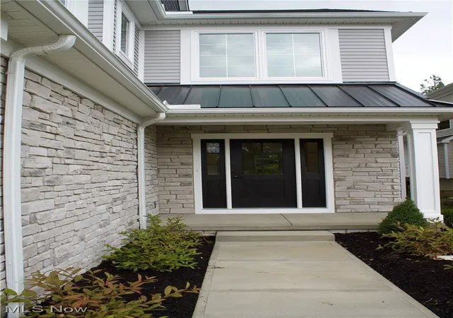 3rd image of 107 Town Centre Dr, Broadview Heights, OH 44147 | MLS# 5166040