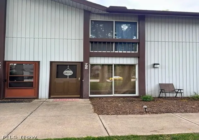 1st image of 796 Pipes Ct #1604, Northfield, OH 44067 | MLS# 5169954