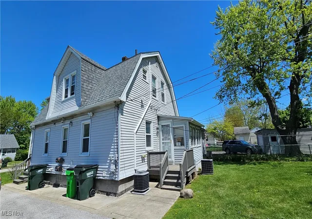 2nd image of 19326 Tyronne Ave, Cleveland, OH 44119 | MLS# 5170494