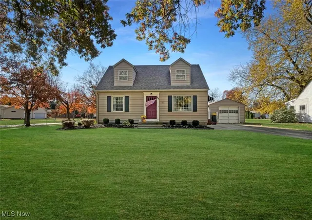 1st image of 422 E 7th St, Mc Donald, OH 44437 | MLS# 5170552