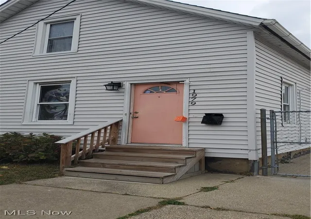 Homes for sale in Cleveland, OH | 1979 W 54Th St, Cleveland, OH 44102 | MLS# 5171032