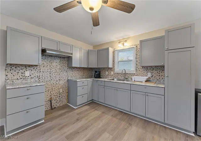 4th image of 103 Gladstone St, Campbell, OH 44405 | MLS# 5170944