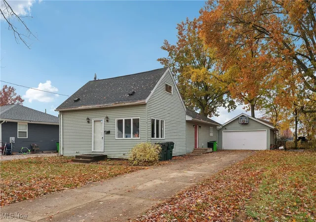 Photo 1 of Sale Pending at 492 E Hopocan Ave, Barberton, OH 44203 | MLS# 5170550 | Listing updated on 2026-08-24