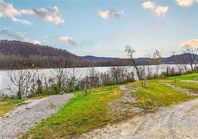3rd image of 41084 State Route 7, Newport, OH 45768 | MLS# 5171008