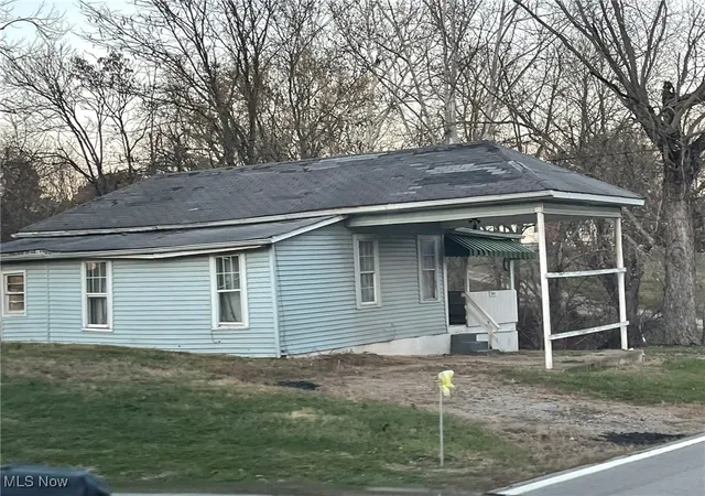 2nd image of 2231 Blennerhassett Hts, Parkersburg, WV 26101 | MLS# 5172328