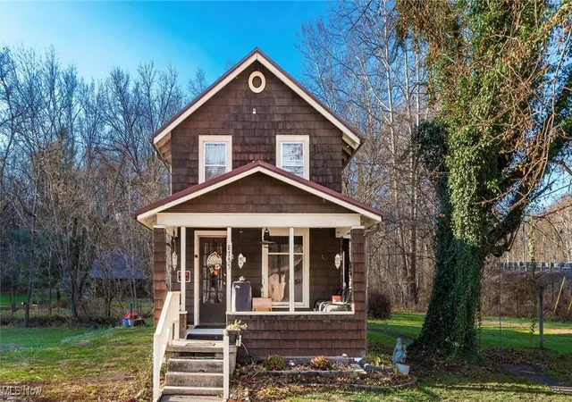 Homes for sale in Corning, OH | 8755 Main St Se, Corning, OH 43730 | MLS# 5173442