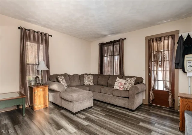 Homes for sale in Corning, OH | 8755 Main St Se, Corning, OH 43730 | MLS# 5173442