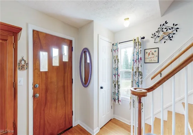 Photo 4 of Sale Pending at 123 Linwood Ave NW, Canton, OH 44708 | MLS# 5171833 | Listing updated on 2026-07-24