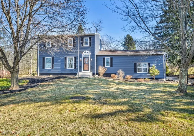 1st image of 10971 Auburn Rd, Chardon, OH 44024 | MLS# 5168657
