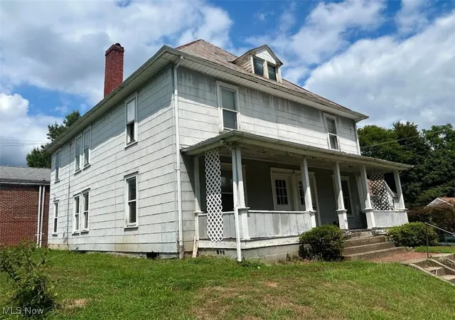 1st image of 615 Wooster St, Marietta, OH 45750 | MLS# 5174142