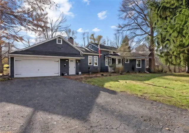 Homes for sale in Mentor, OH | 9936 Hoose Rd, Mentor, OH 44060 | MLS# 5174282