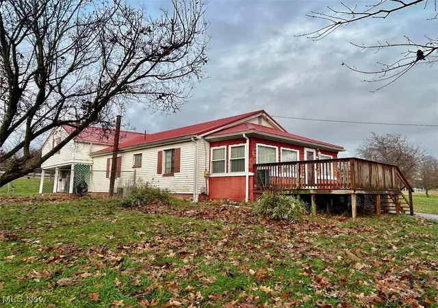 Homes for sale in Little Hocking, OH | 120 Carson Ln, Little Hocking, OH 45742 | MLS# 5174491