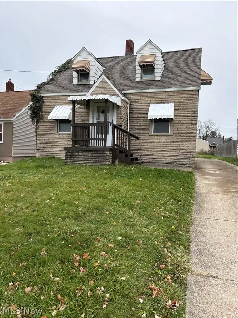 Single family home for sale at 425 N Osborn Ave, Youngstown, OH 44509 | MLS# 5174749