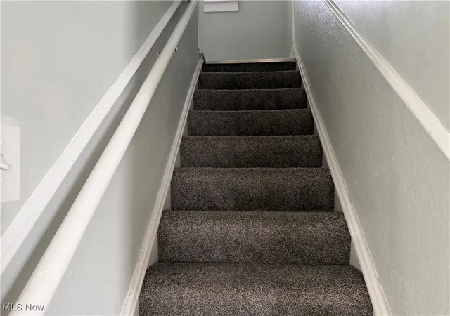2nd image of 121 E 205th St, Euclid, OH 44123 | MLS# 5175291
