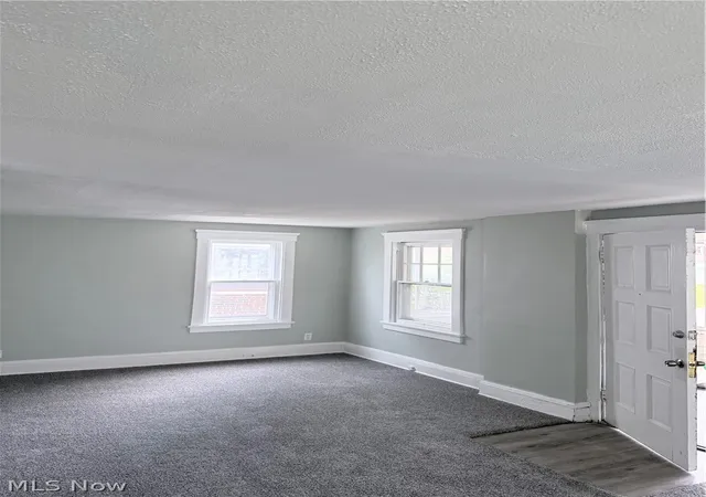 5th image of 121 E 205Th St, Euclid, OH 44123 | MLS# 5175291
