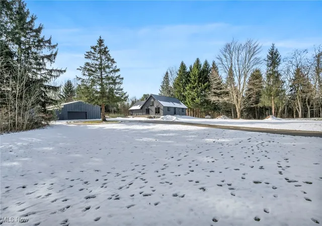 Homes for sale in New London, OH | 52819 Bursley Rd, New London, OH 44851 | MLS# 5175075