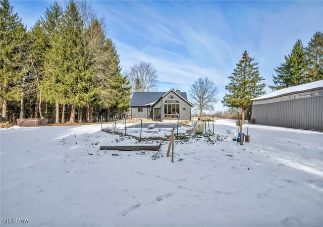 Homes for sale in New London, OH | 52819 Bursley Rd, New London, OH 44851 | MLS# 5175075