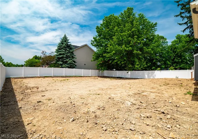 4th image of 21032 Breckenridge Ln, Strongsville, OH 44149 | MLS# 5174882