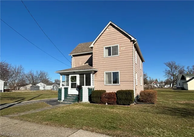 2nd image of 992 Mill St, Conneaut, OH 44030 | MLS# 5174906