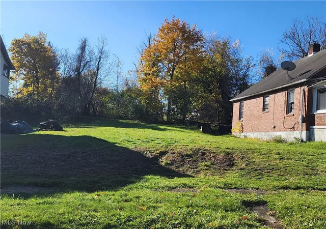 Photo 3 of Land for sale at 637 Lee Ave, Youngstown, OH 44502 | MLS# 5175890 | Listing updated on 2026-09-23